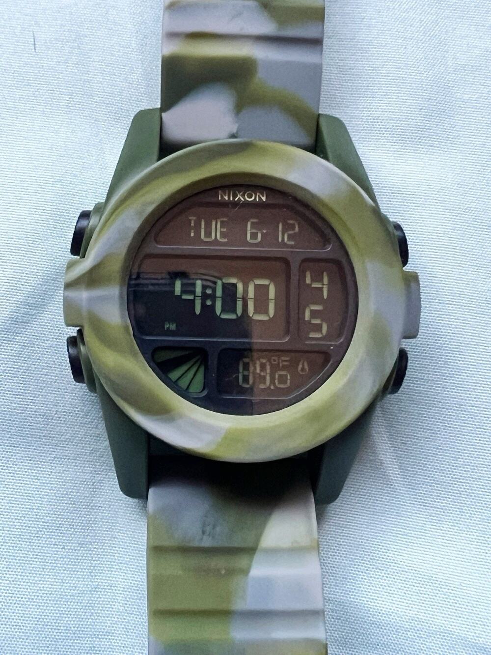 Nixon The Unit Thats What She Said Mens Digital Green Camo Watch 44 MM Case